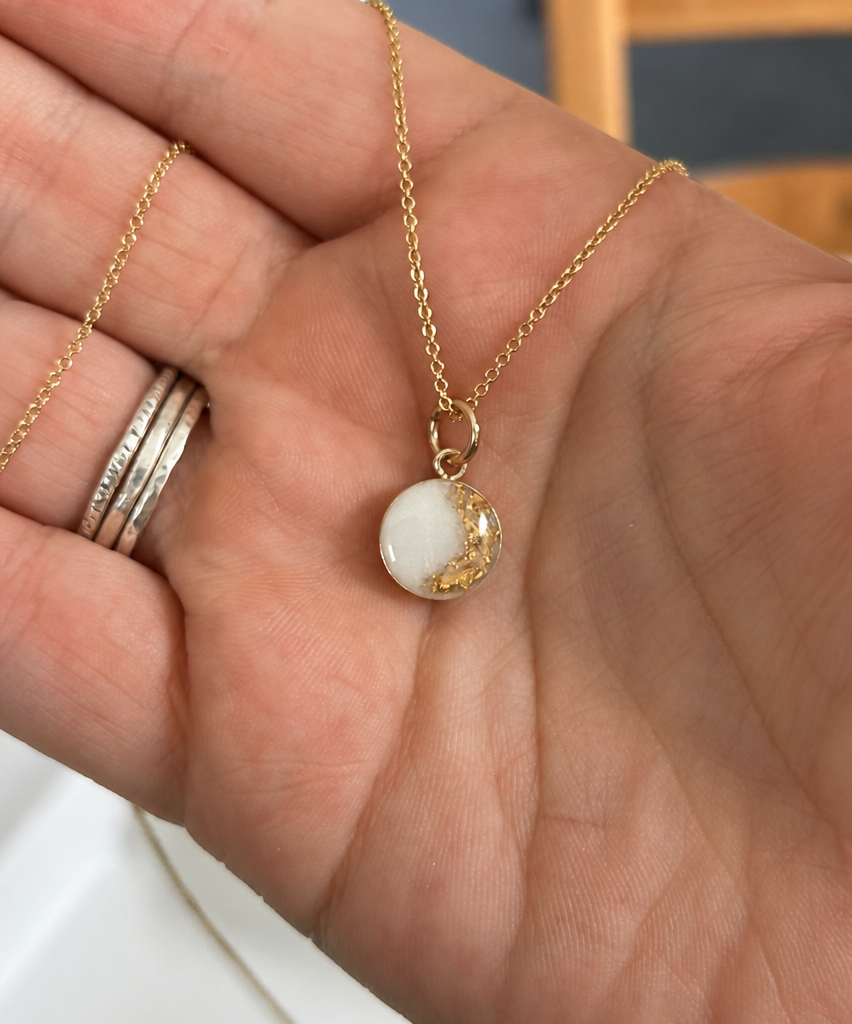 The Perfect Circle Necklace - Gold